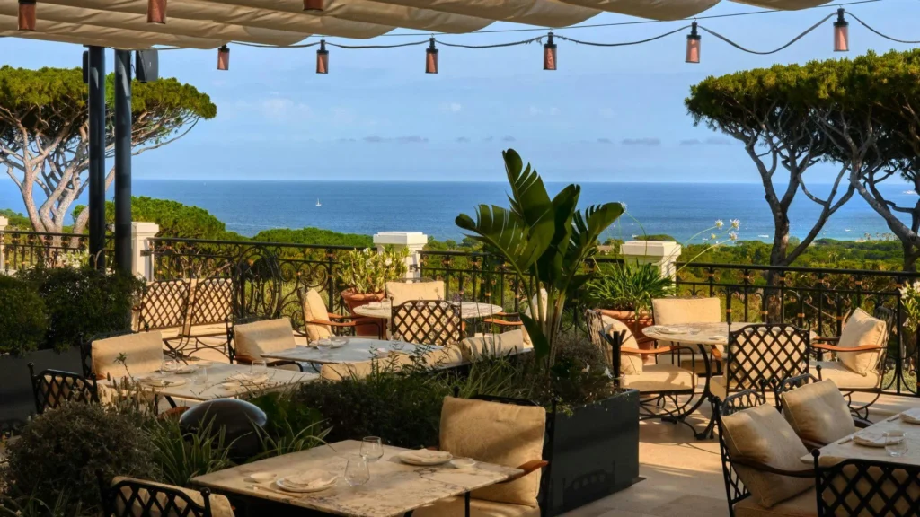 Restaurant Matsuhisa à Saint-Tropez avec vue sur la mer Méditerranée